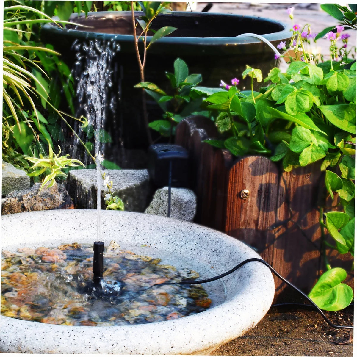 10V/8W Solar Powered Fountain Pump moisture Pump with Adjustable Solar Panel DIY Birdbath Fountain Pump Outdoor liquid Fountain Panel Kit for Fish Tank Small Pond Garden Patio Lawn Pool